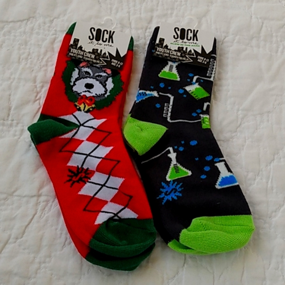 NWT youth crew socks